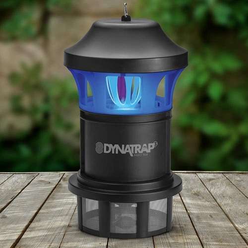 Compare DynaTrap DT1775 and DynaTrap DT2000XL Extra-Large Insect Trap
